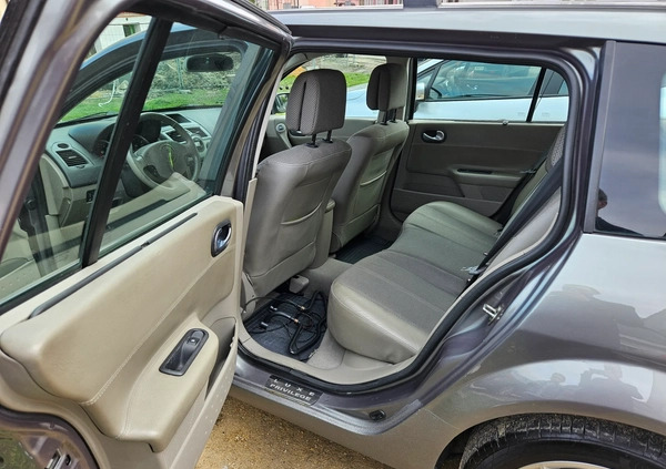 Renault Megane cena 10900 przebieg: 262000, rok produkcji 2004 z Chrzanów małe 137